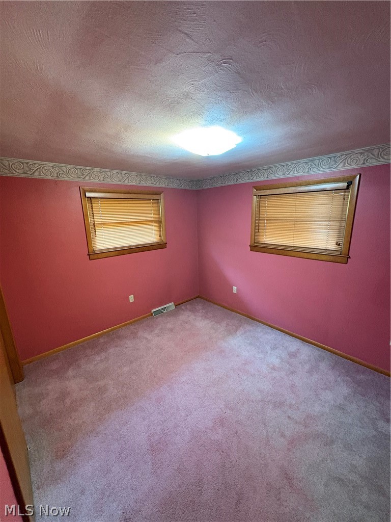 47612 Summerset Road East Liverpool OH 43920