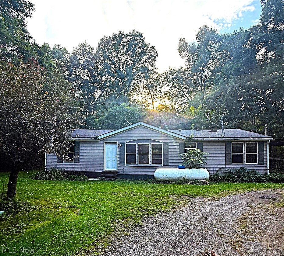 16786 Roses Run Road Salineville OH 43945