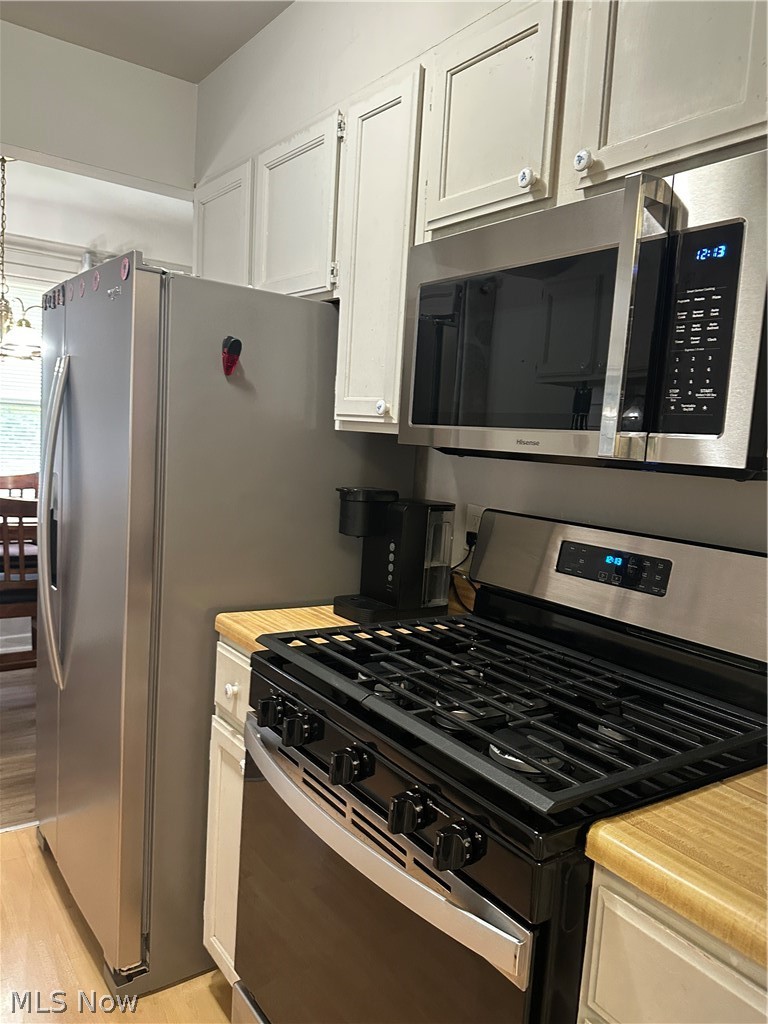 5287 Strawberry Lane Willoughby OH 44094