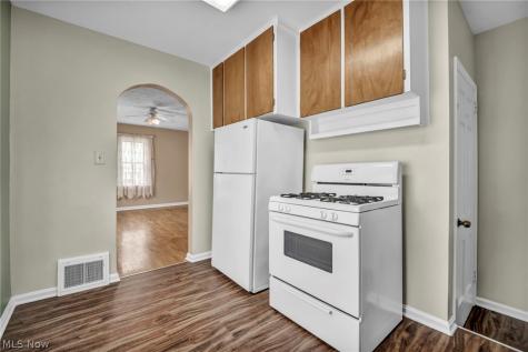 630 Barbara Avenue Akron OH 44306