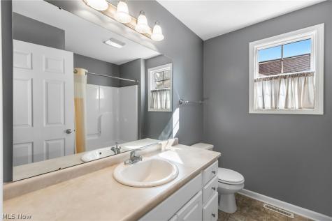 3980 Arbor Creek Avenue NW Canton OH 44718