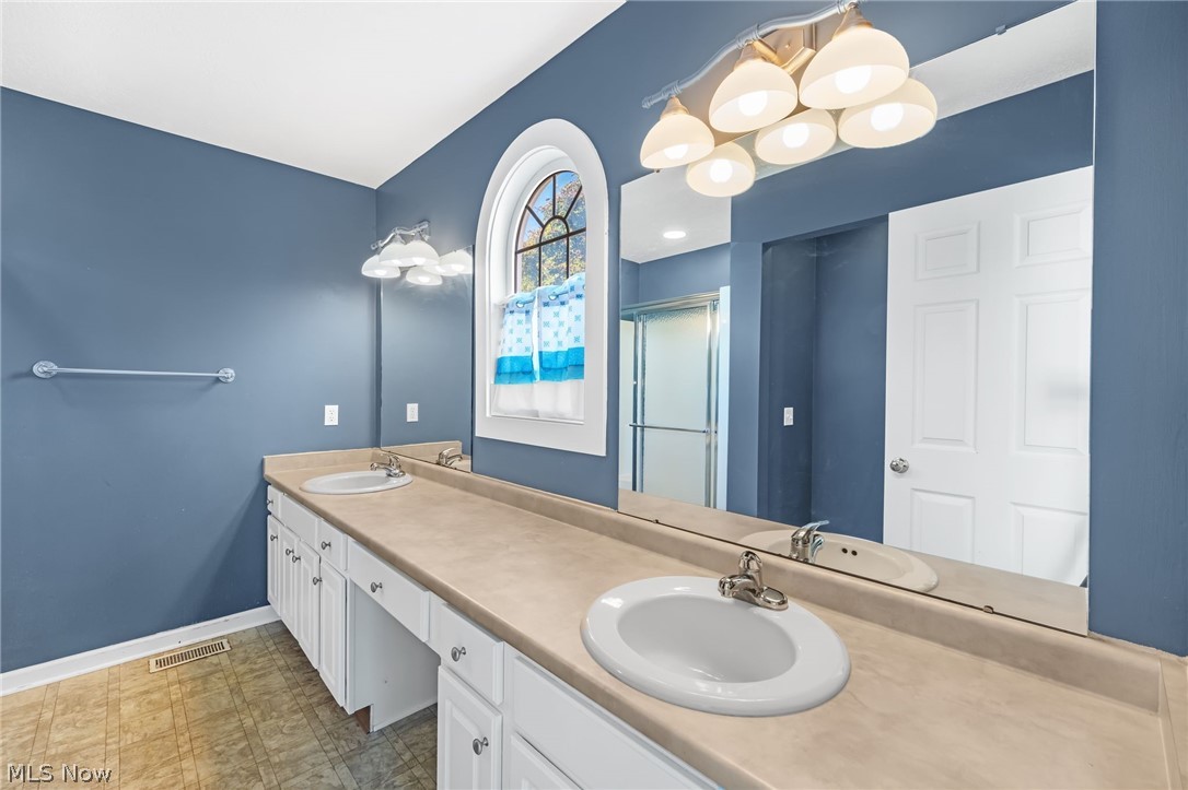3980 Arbor Creek Avenue NW Canton OH 44718