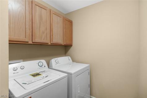 3980 Arbor Creek Avenue NW Canton OH 44718