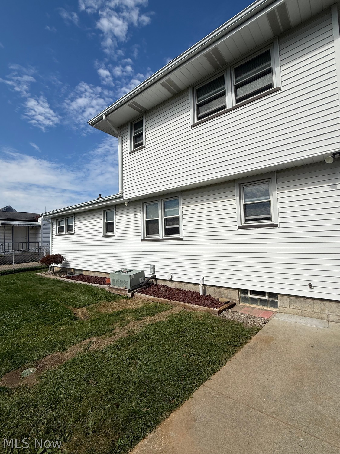 460 Creed Street Struthers OH 44471