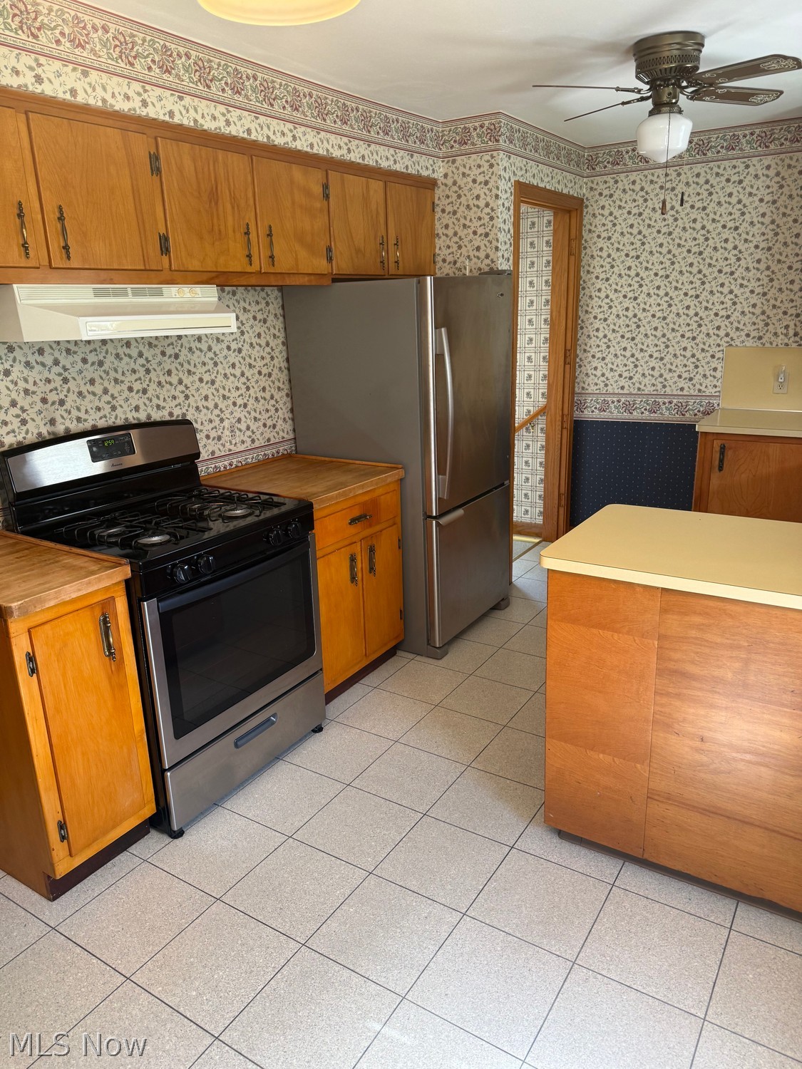 460 Creed Street Struthers OH 44471