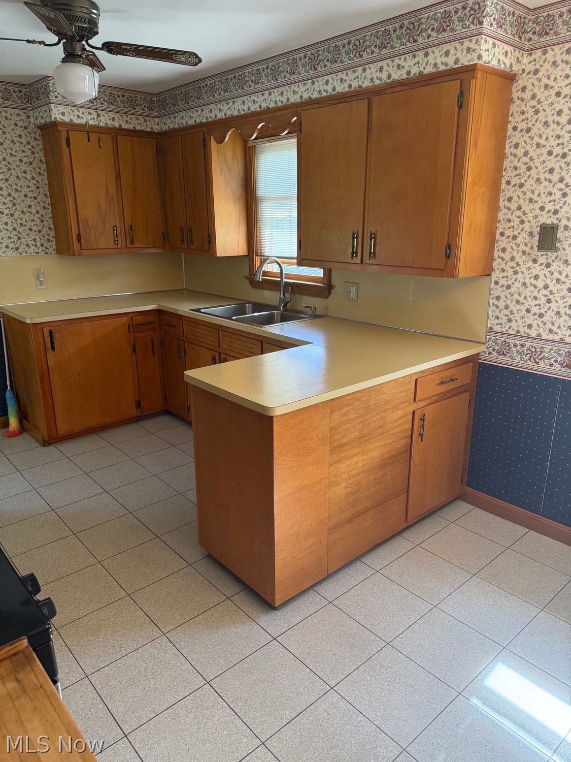 460 Creed Street Struthers OH 44471