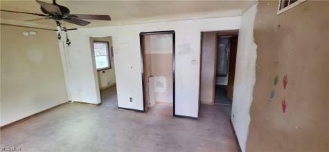 13450 Kirton Avenue Cleveland OH 44135