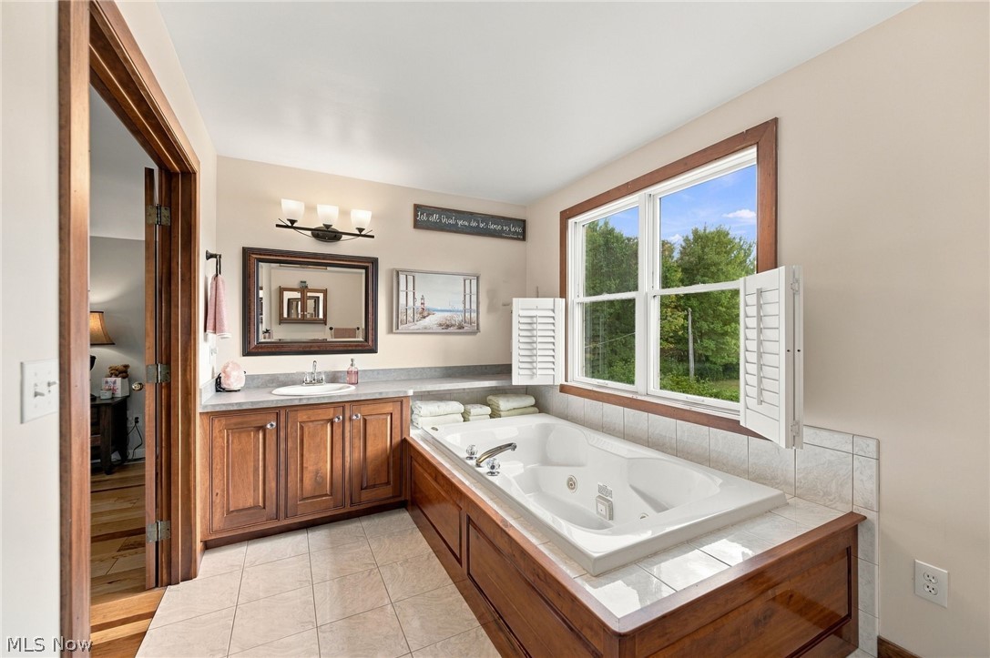 11663 Portlew Road Newbury OH 44065