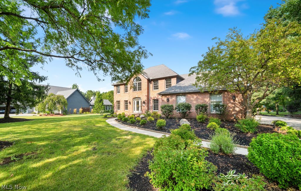 2547 Canyon Creek Drive Hinckley OH 44233