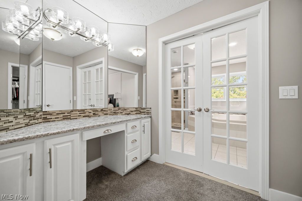 2547 Canyon Creek Drive Hinckley OH 44233