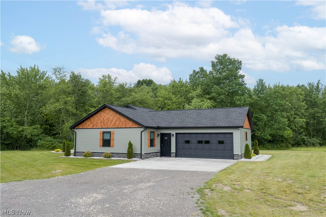 2793 Zutavern Church Road NW Bolivar OH 44621