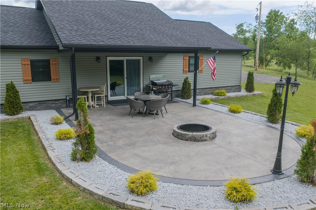 2793 Zutavern Church Road NW Bolivar OH 44621