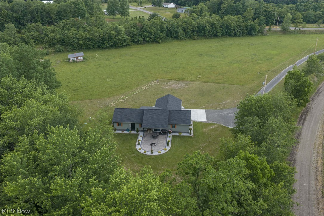 2793 Zutavern Church Road NW Bolivar OH 44621