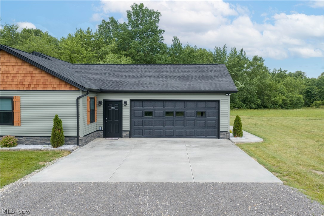 2793 Zutavern Church Road NW Bolivar OH 44621