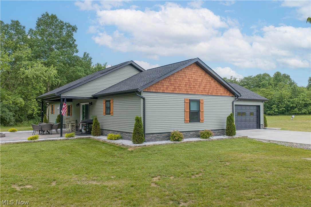 2793 Zutavern Church Road NW Bolivar OH 44621