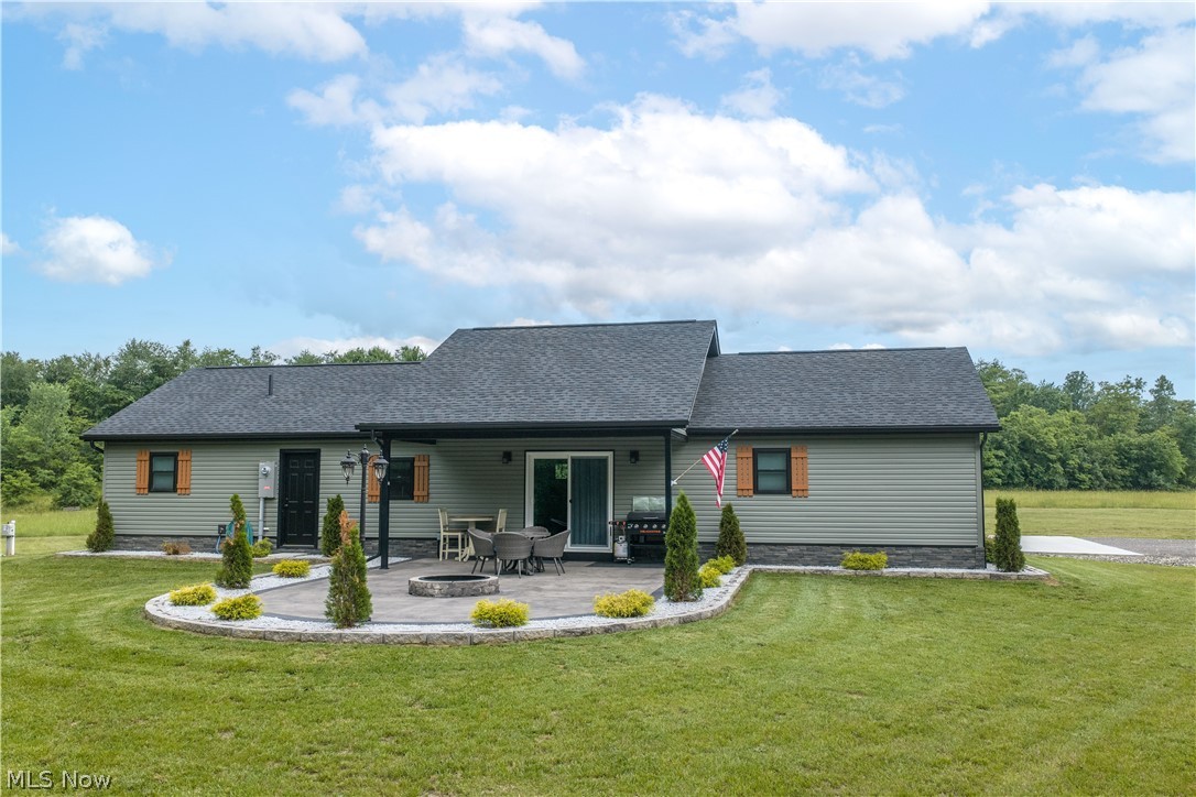 2793 Zutavern Church Road NW Bolivar OH 44621