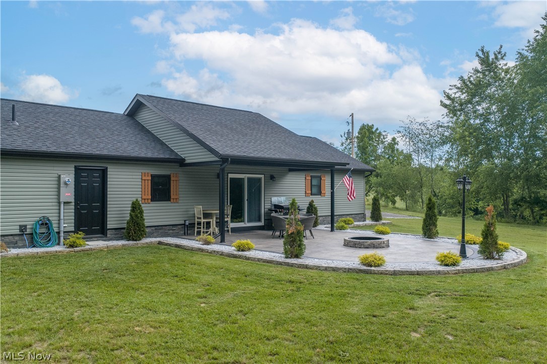 2793 Zutavern Church Road NW Bolivar OH 44621