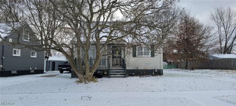 15323 Greenhill Road Cleveland OH 44111