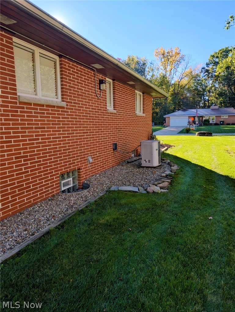 2788 Hoffman Circle NE Warren OH 44483