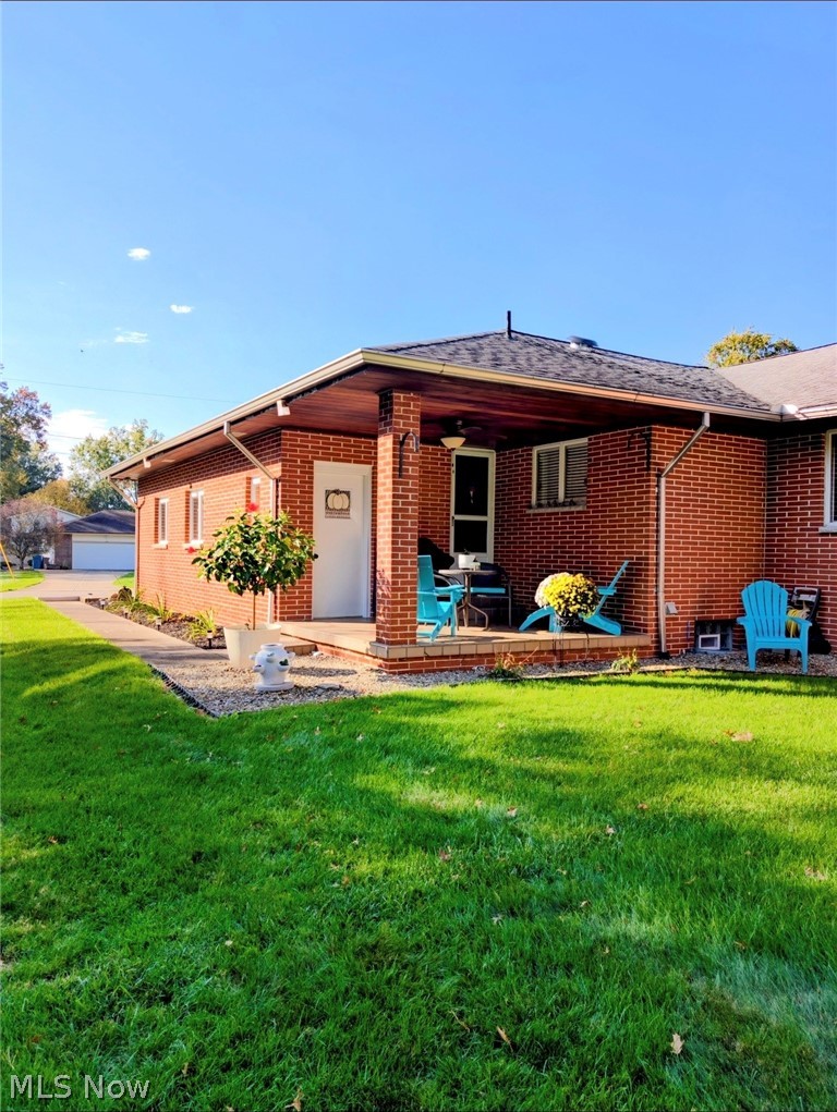 2788 Hoffman Circle NE Warren OH 44483