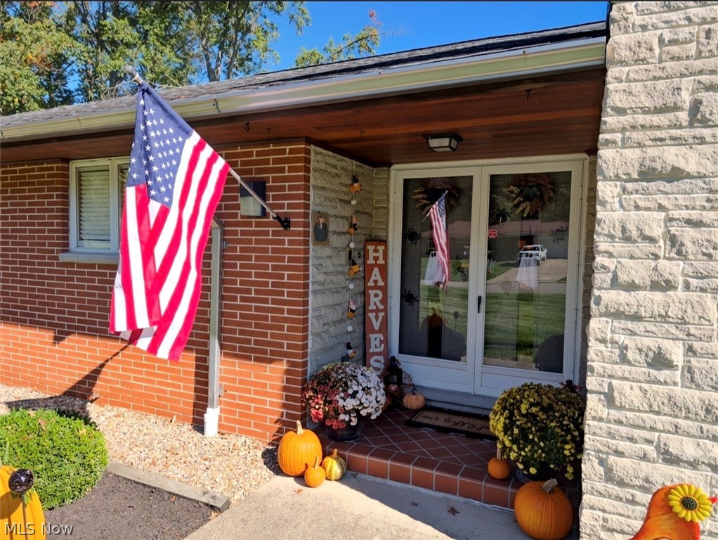 2788 Hoffman Circle NE Warren OH 44483
