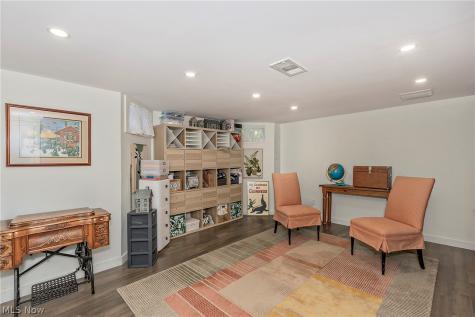 2359 Loyola Road University Heights OH 44118