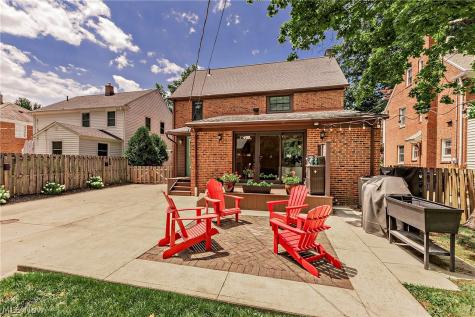 2359 Loyola Road University Heights OH 44118