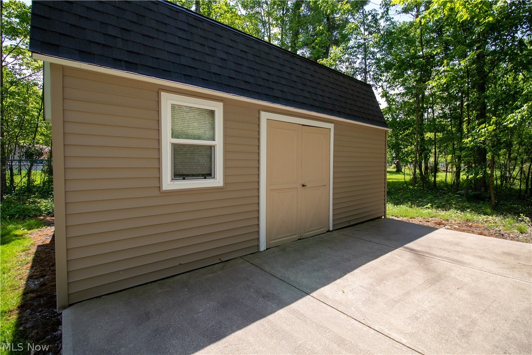 7308 Raccoon Hill Drive Kirtland OH 44094