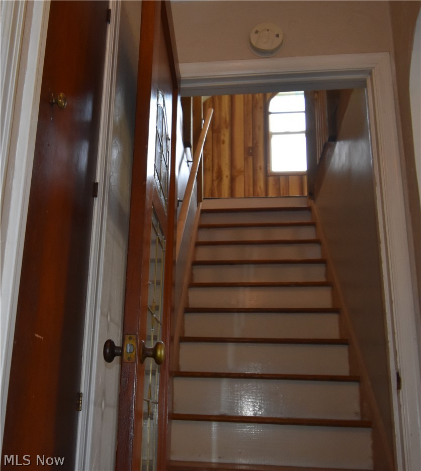 950 Reed Avenue Akron OH 44306