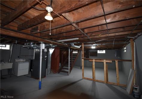 950 Reed Avenue Akron OH 44306