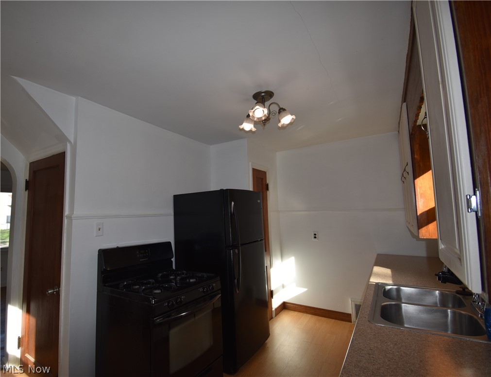 950 Reed Avenue Akron OH 44306