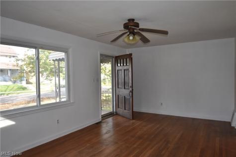 950 Reed Avenue Akron OH 44306