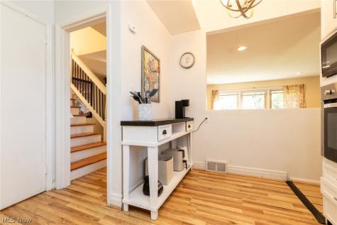 3129 Warrensville Center Road Shaker Heights OH 44122