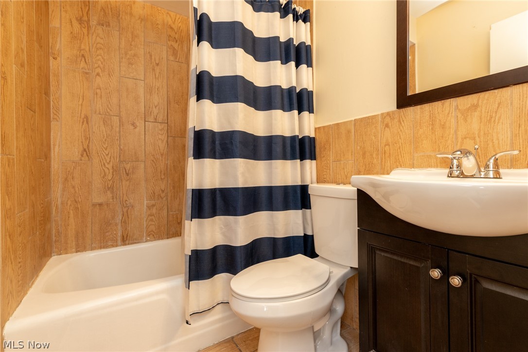 3129 Warrensville Center Road Shaker Heights OH 44122
