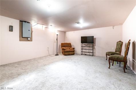 3129 Warrensville Center Road Shaker Heights OH 44122