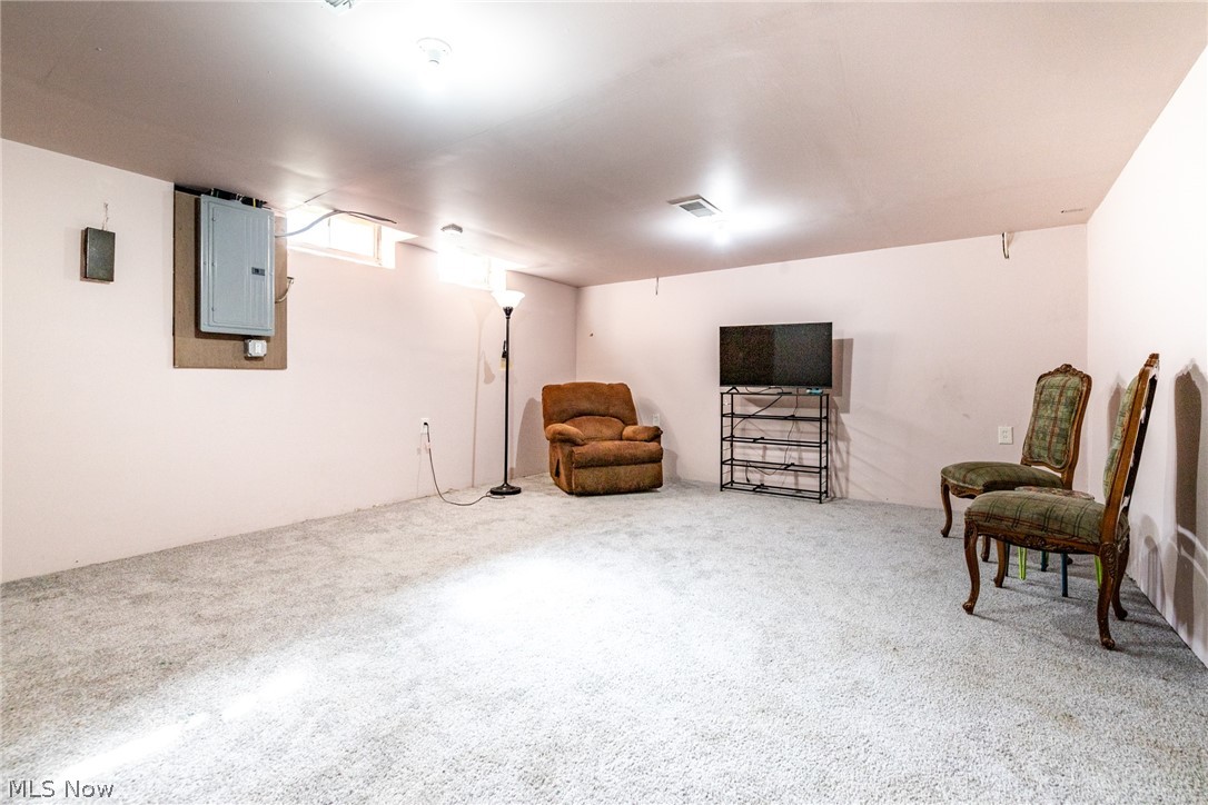3129 Warrensville Center Road Shaker Heights OH 44122