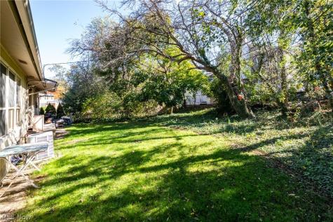 3129 Warrensville Center Road Shaker Heights OH 44122