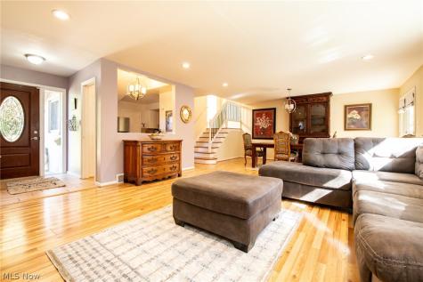 3129 Warrensville Center Road Shaker Heights OH 44122