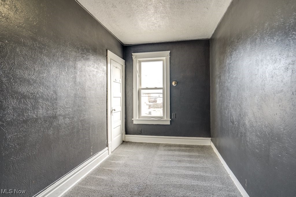 2194 22nd Street SW Akron OH 44314