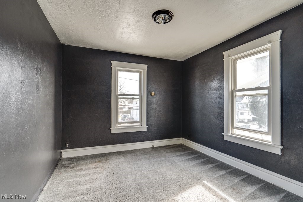 2194 22nd Street SW Akron OH 44314