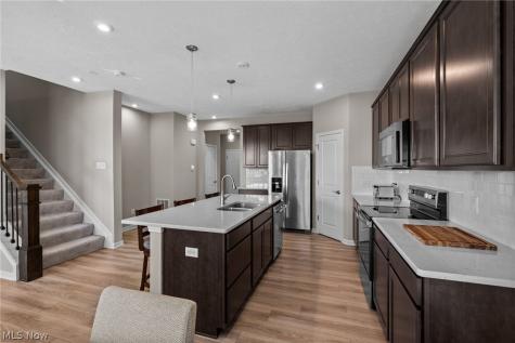 80 N Washburn Road Tallmadge OH 44278