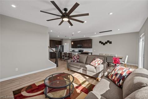 80 N Washburn Road Tallmadge OH 44278