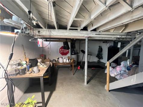 7409 Dearborn Avenue Cleveland OH 44102