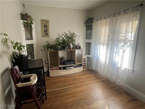 7409 Dearborn Avenue Cleveland OH 44102
