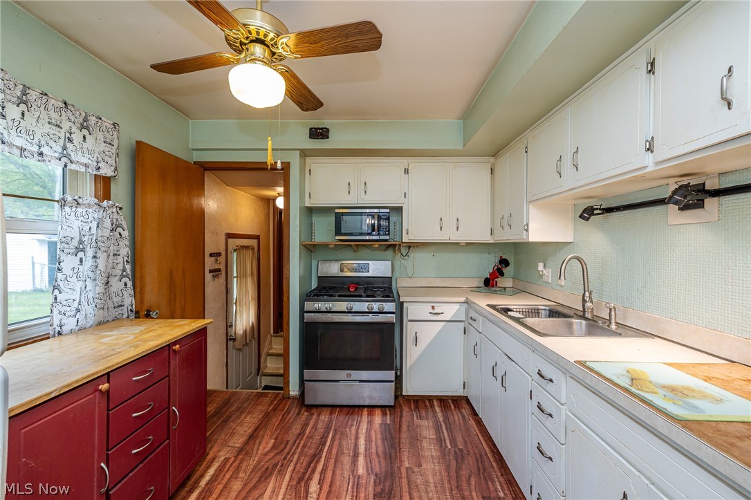 6833 Maplewood Road Parma Heights OH 44130