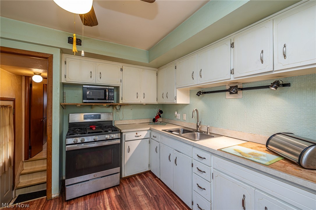 6833 Maplewood Road Parma Heights OH 44130