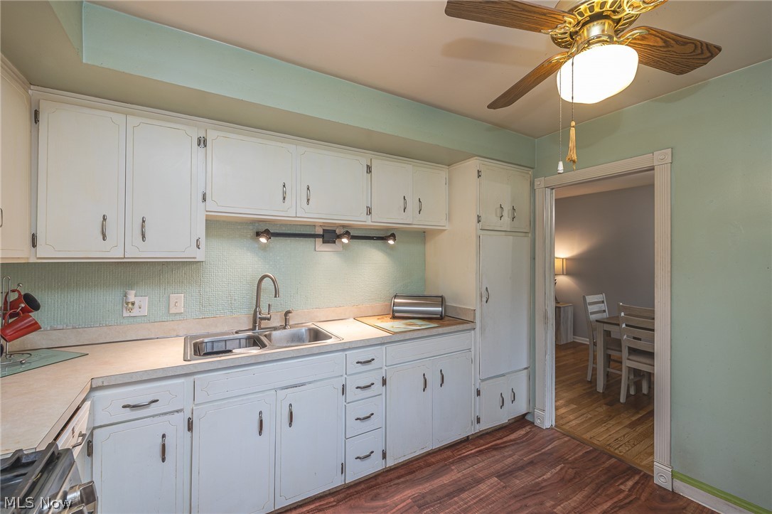 6833 Maplewood Road Parma Heights OH 44130