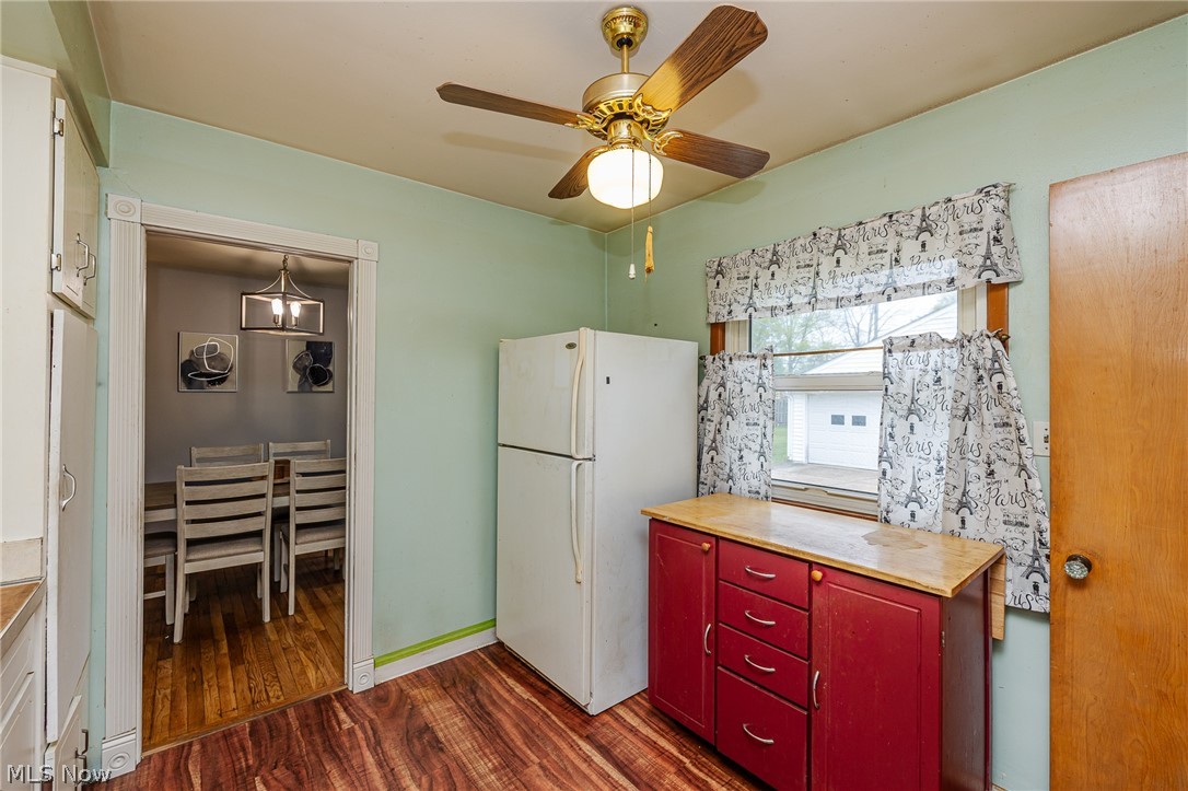6833 Maplewood Road Parma Heights OH 44130