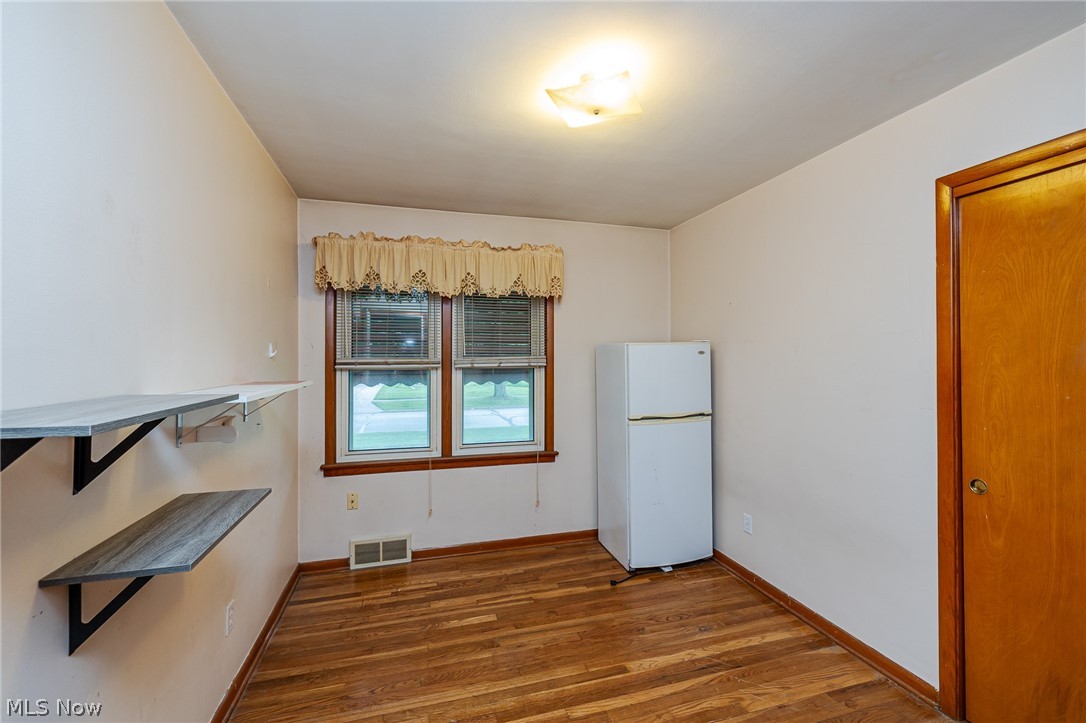 6833 Maplewood Road Parma Heights OH 44130