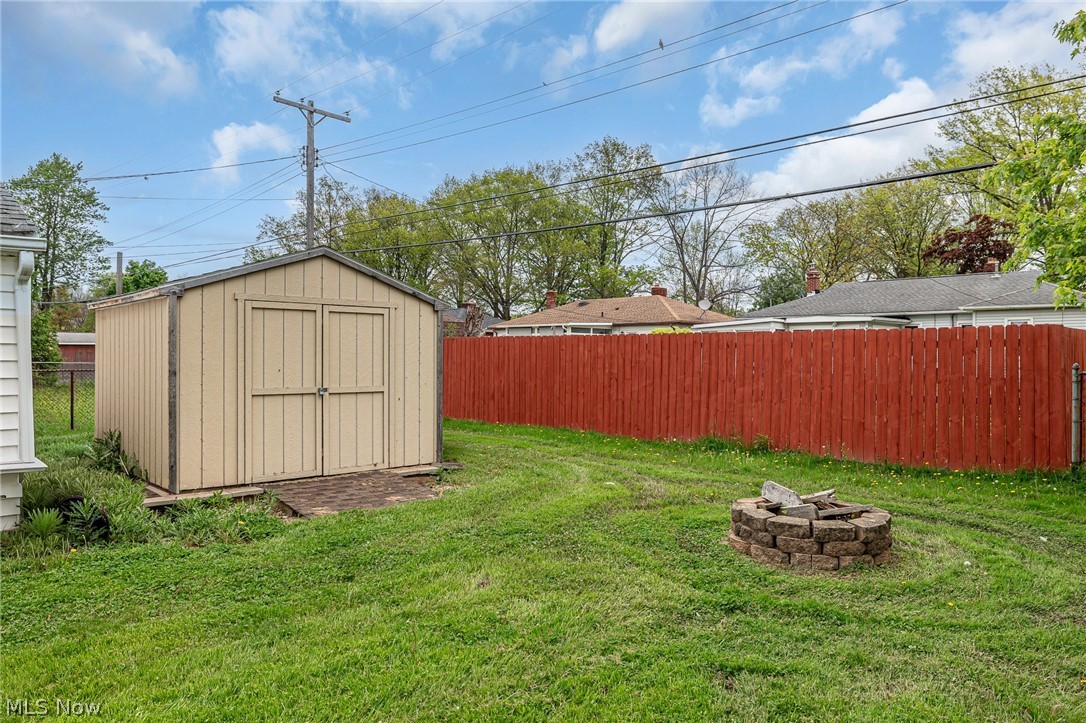 6833 Maplewood Road Parma Heights OH 44130